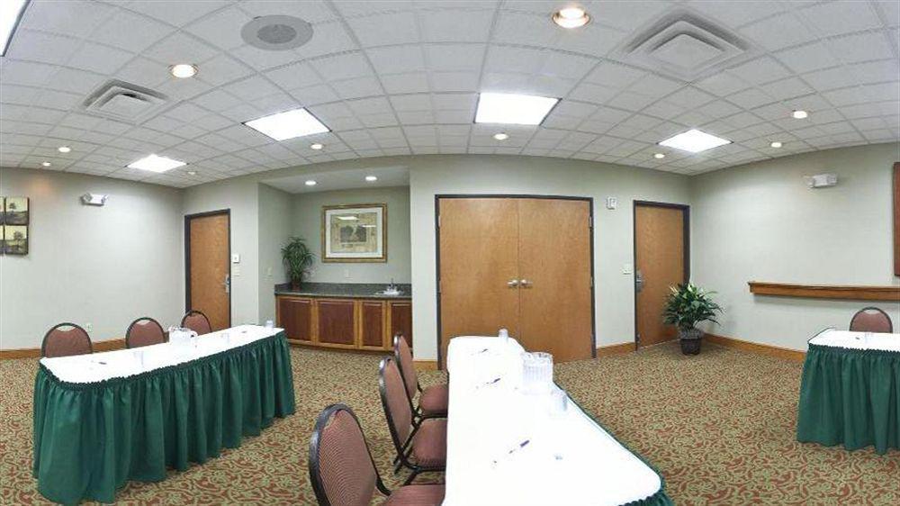 Holiday Inn Express Mineral Wells By Ihg Parkersburg Exterior photo